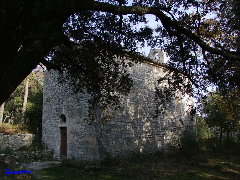 Notre-Dame de Toronne à Clansayes (Drôme)