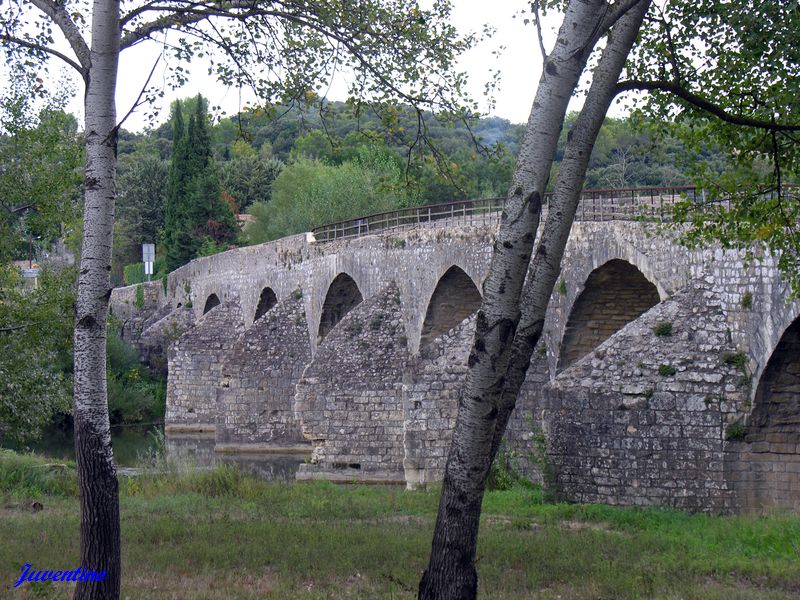 Pont Charles-Martel à La Roque-sur-Cèze