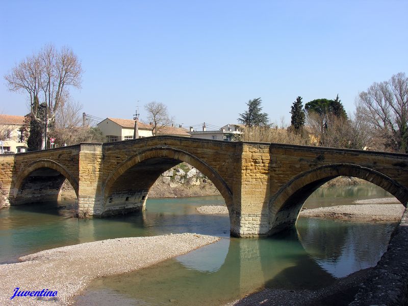 Pont sur l'Ouvèze à Bédarrides