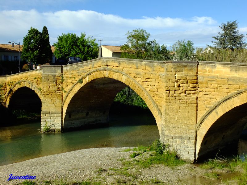 Pont sur l'Ouvèze à Bédarrides