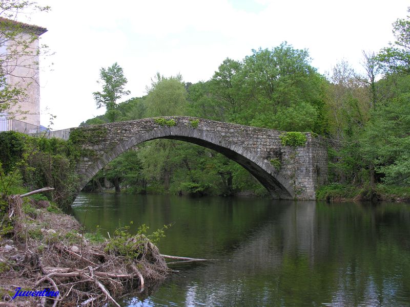 Pont sur le Luech à Pont de Rastel