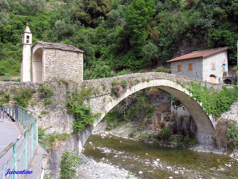 Ponte Santa Lucia à Badalucco