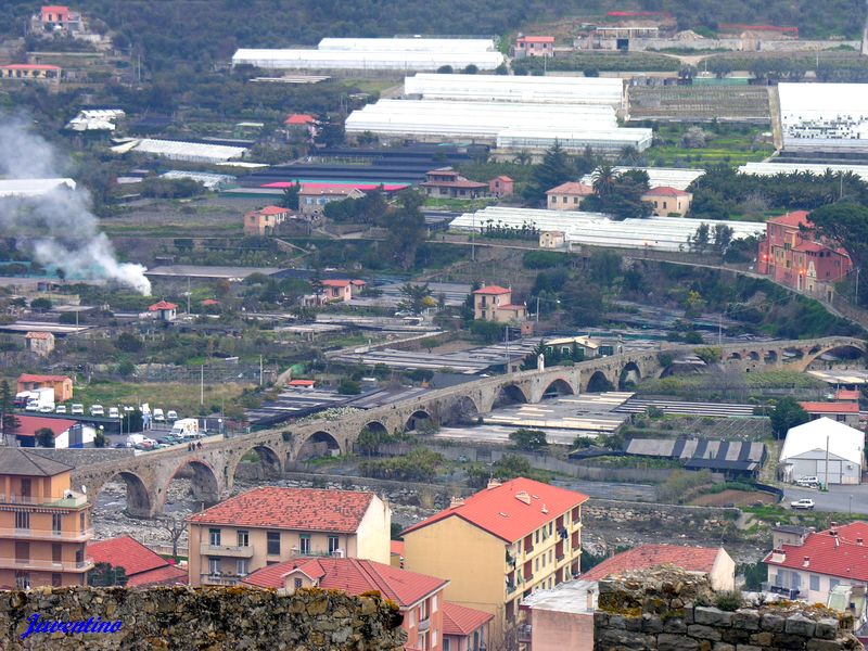 Ponte romanico di Taggia