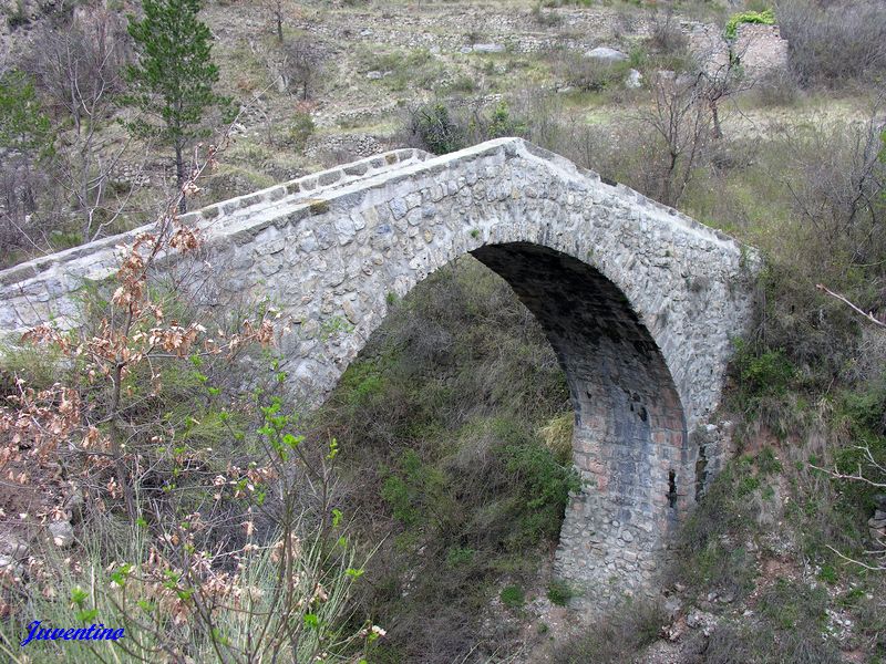 Ponts de Saint-Léger sur la Roudoule
