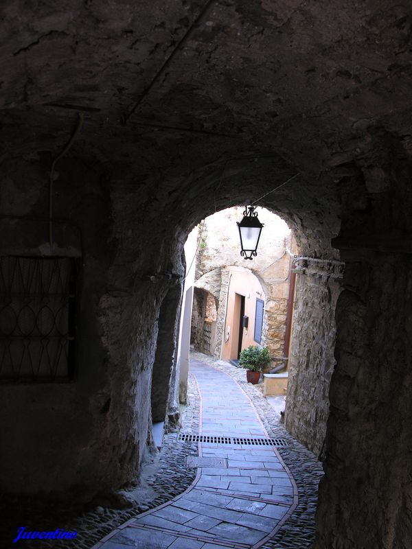 Lingueglietta (Cipressa, Imperia)