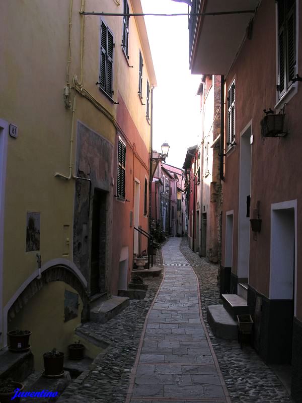 Lingueglietta (Cipressa, Imperia)