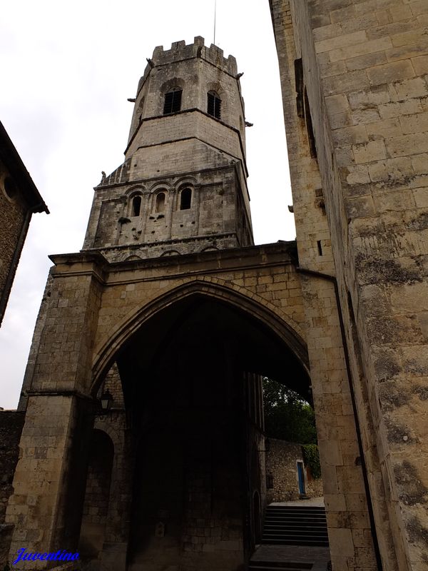 Viviers (Ardèche)