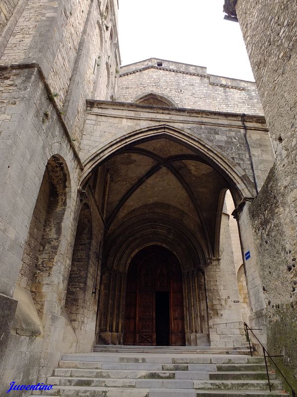 Viviers (Ardèche)
