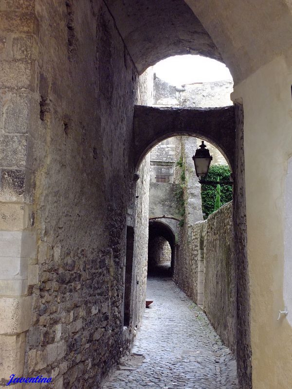 Viviers (Ardèche)