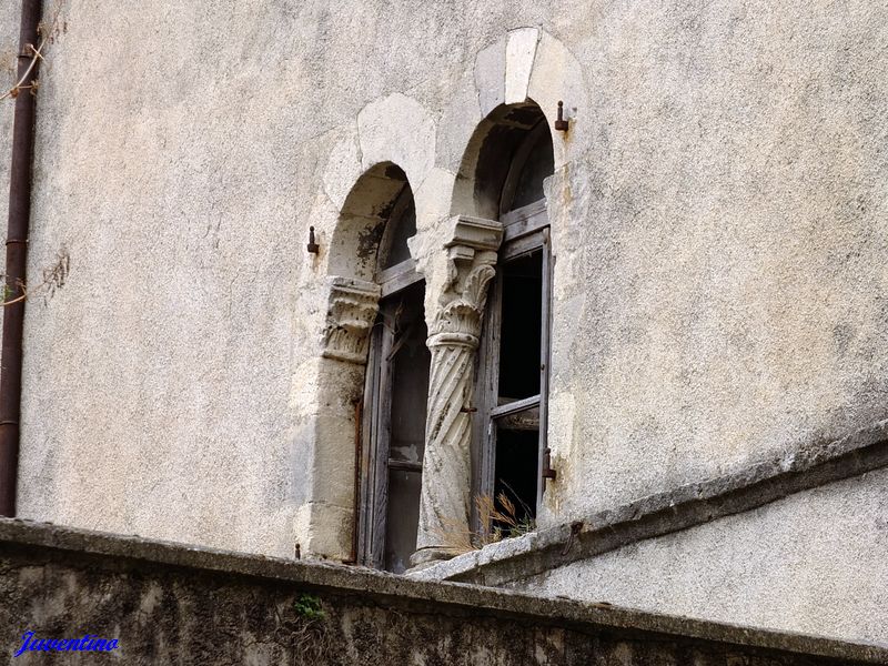 Viviers (Ardèche)