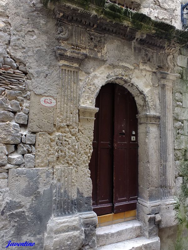 Viviers (Ardèche)