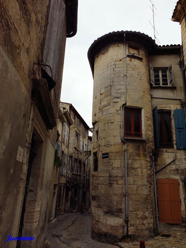 Viviers (Ardèche)